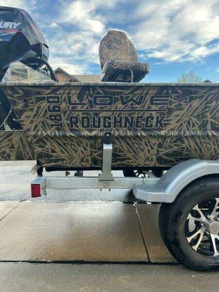 Lowe Roughneck 1860 CC te koop