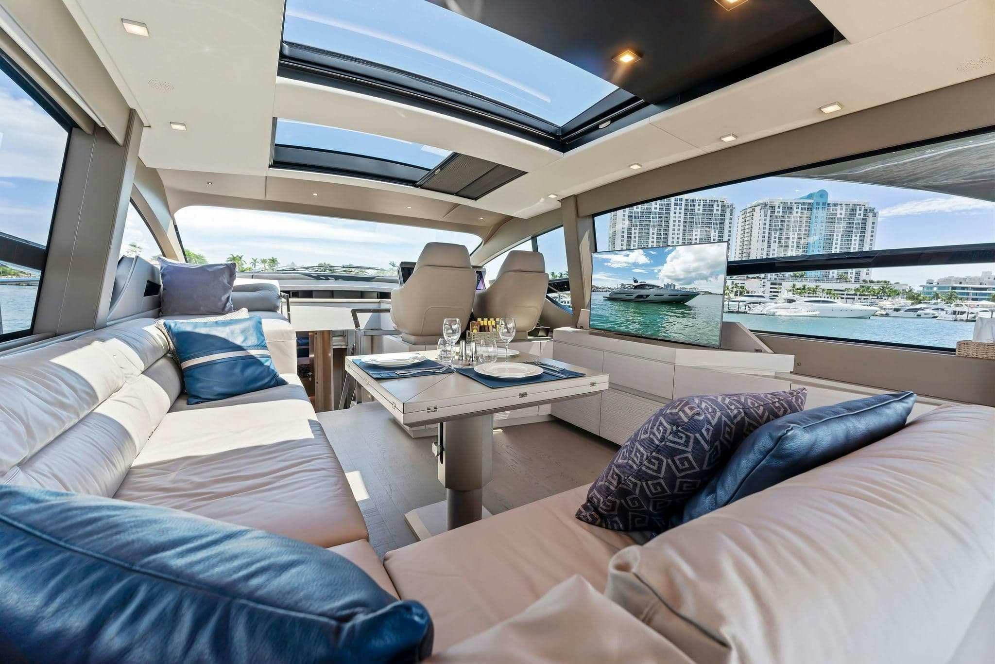2022 Pershing 7X a la venta en Miami Beach, Florida High Performance 1