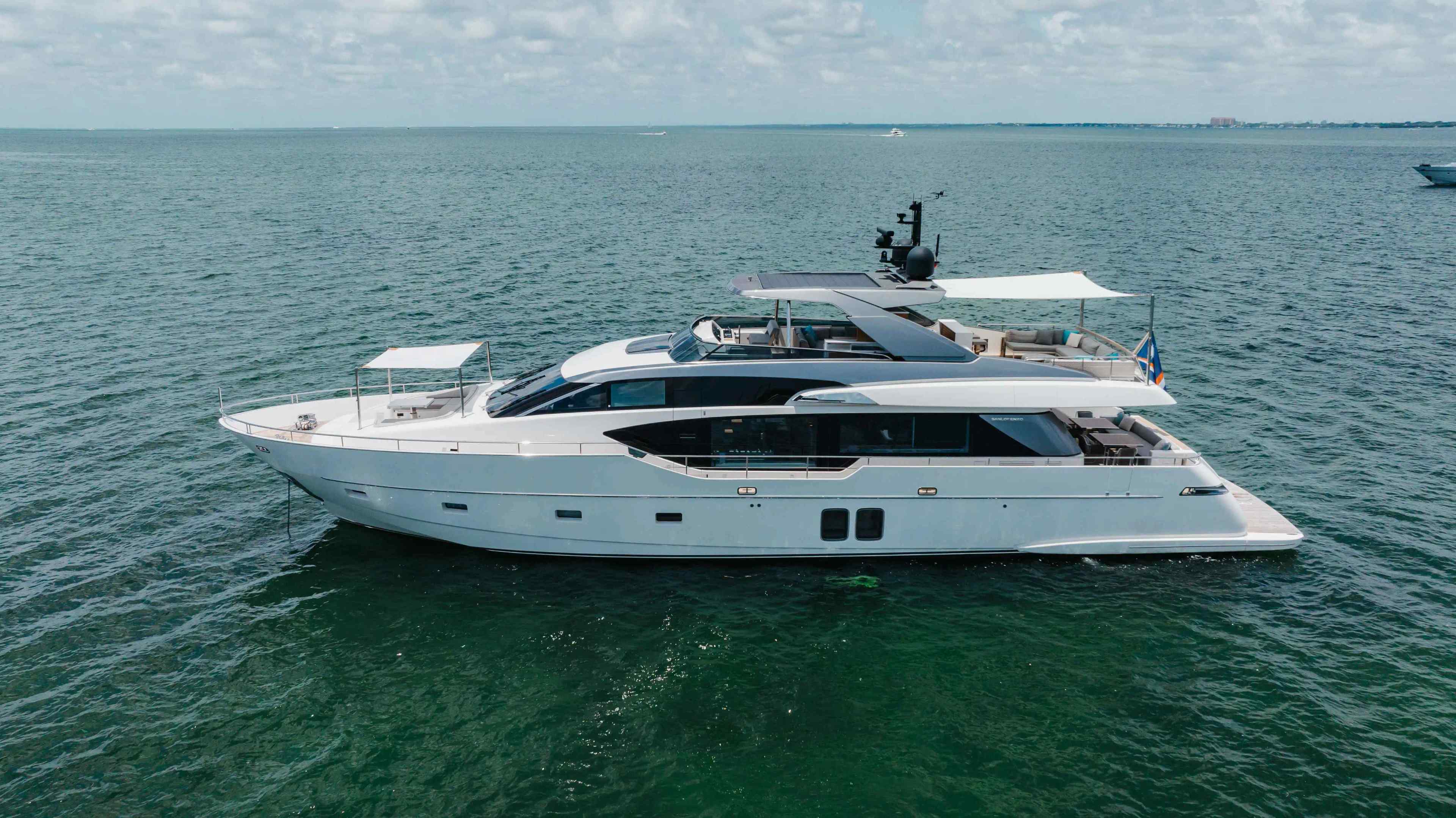 Yacht