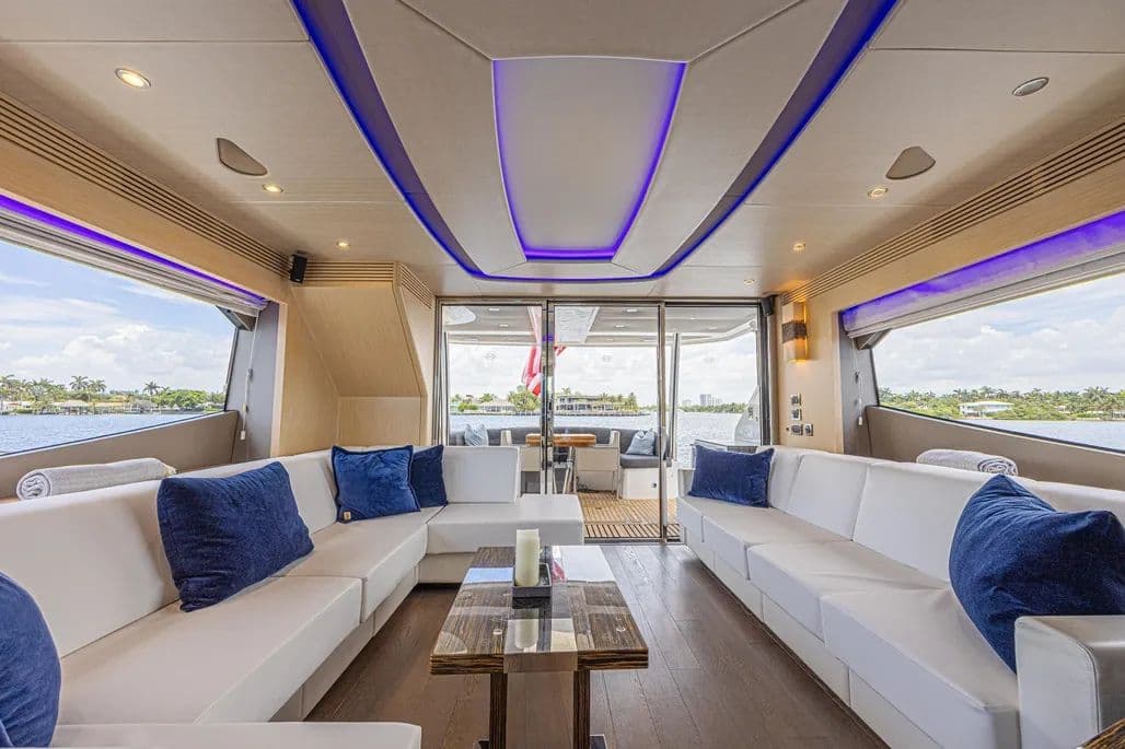 2017 Sunseeker 75 Yacht for Sale in Hollywood, Florida Flybridge 3