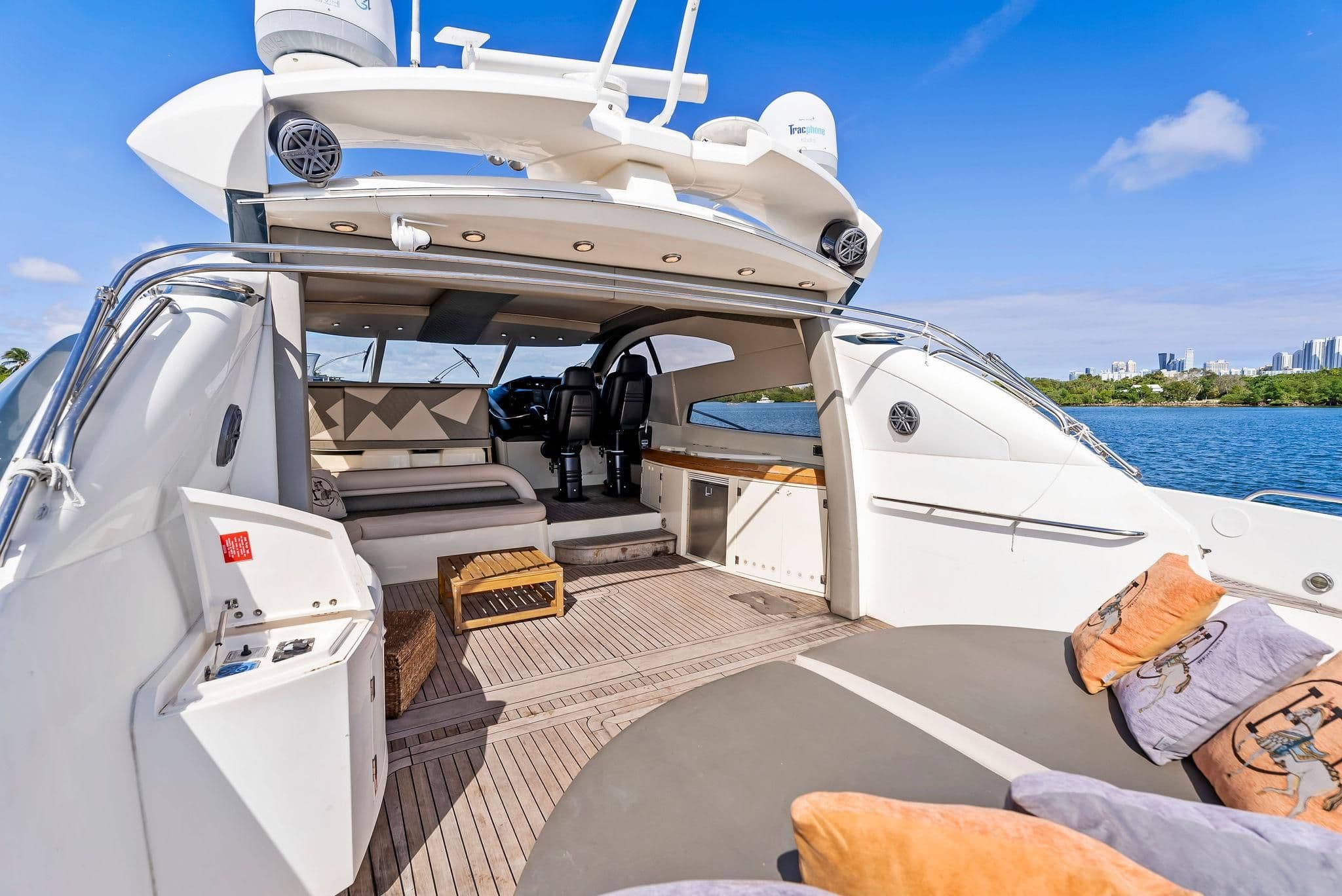 2001 Sunseeker Predator 75 te koop in Miami, Florida Motor Yacht 1
