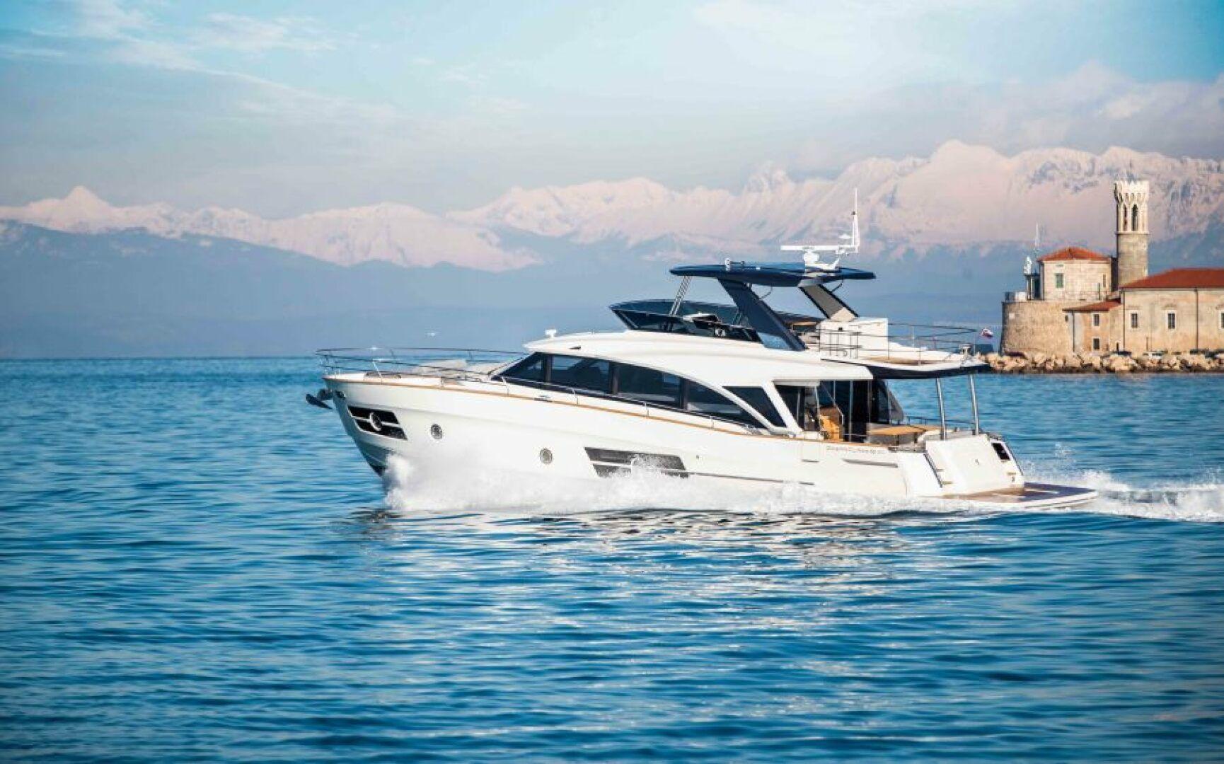 Greenline Yachts OceanClass 68 Fly te koop