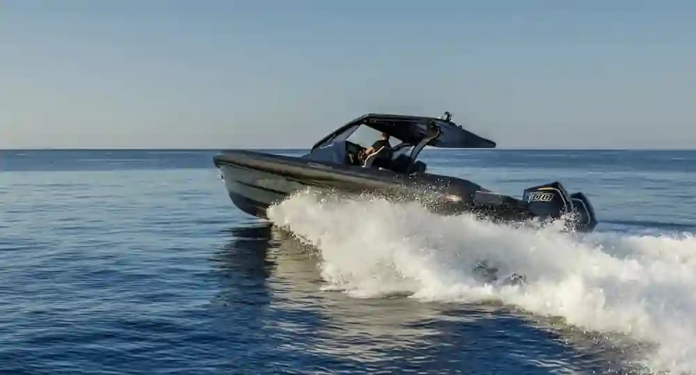 2025 Technohull Alpha 40 Sold in Miami, Florida Center Console 4