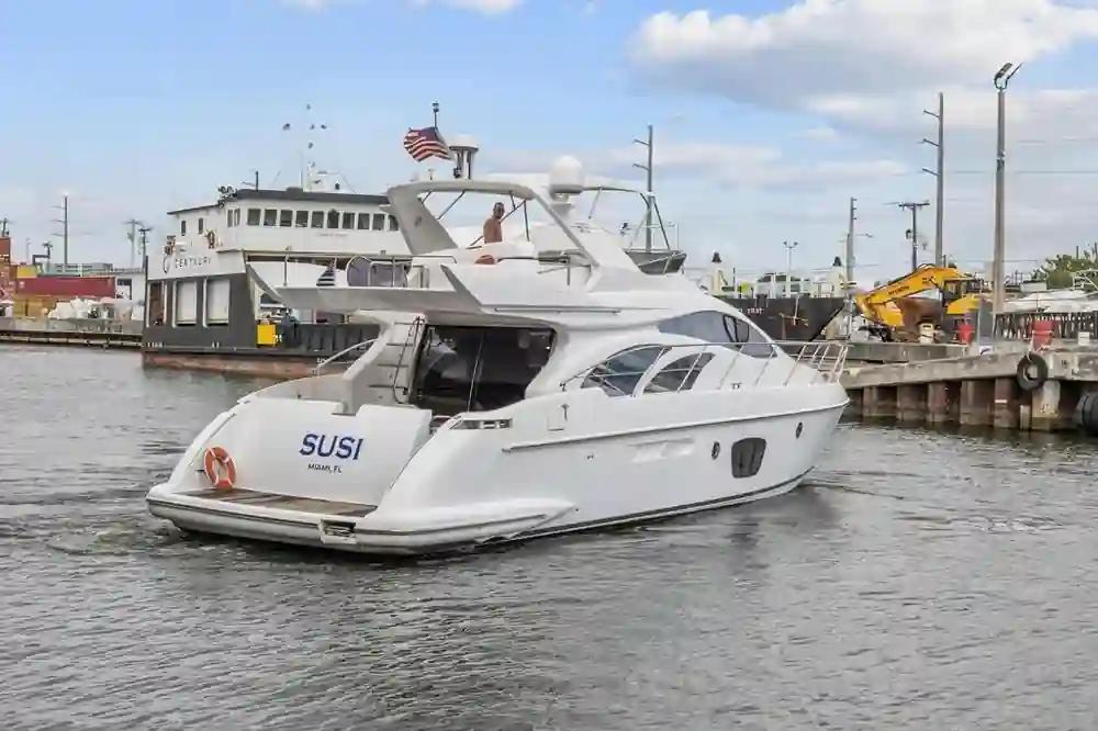 Azimut 55 Flybridge For Sale