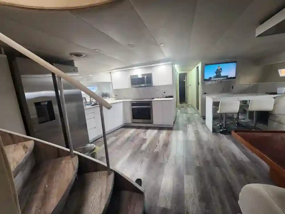 1984 Infinity Express for Sale in Fort Lauderdale, Florida Sport Cruiser 2