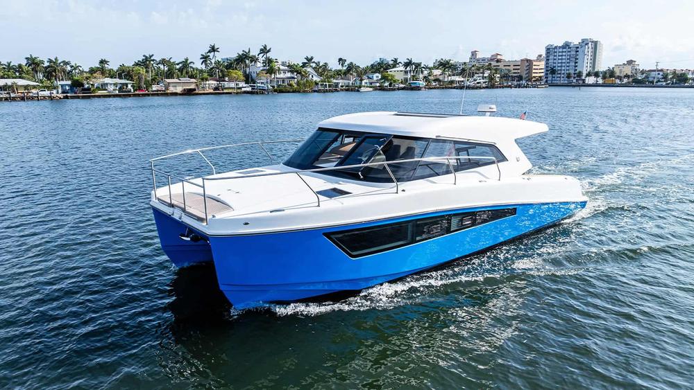 2025 Makai M37