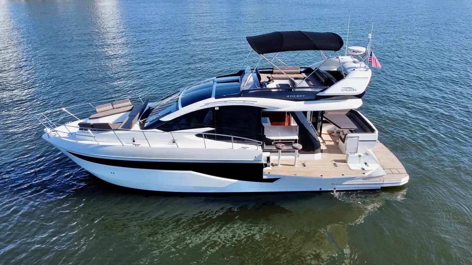 2022 Galeon Yachts 470 Skydeck Sold in Hollywood, Florida Flybridge