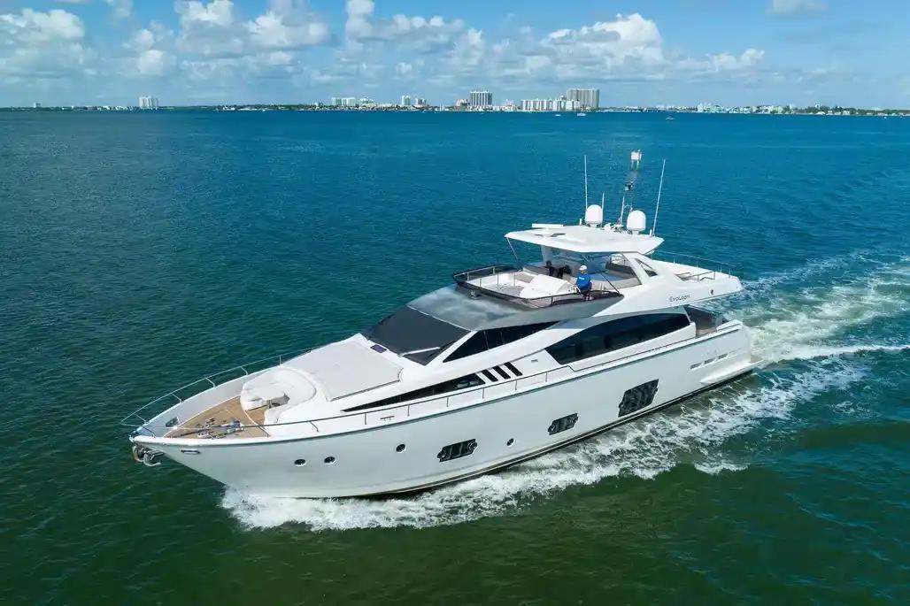 Ferretti Yachts 800 For Sale