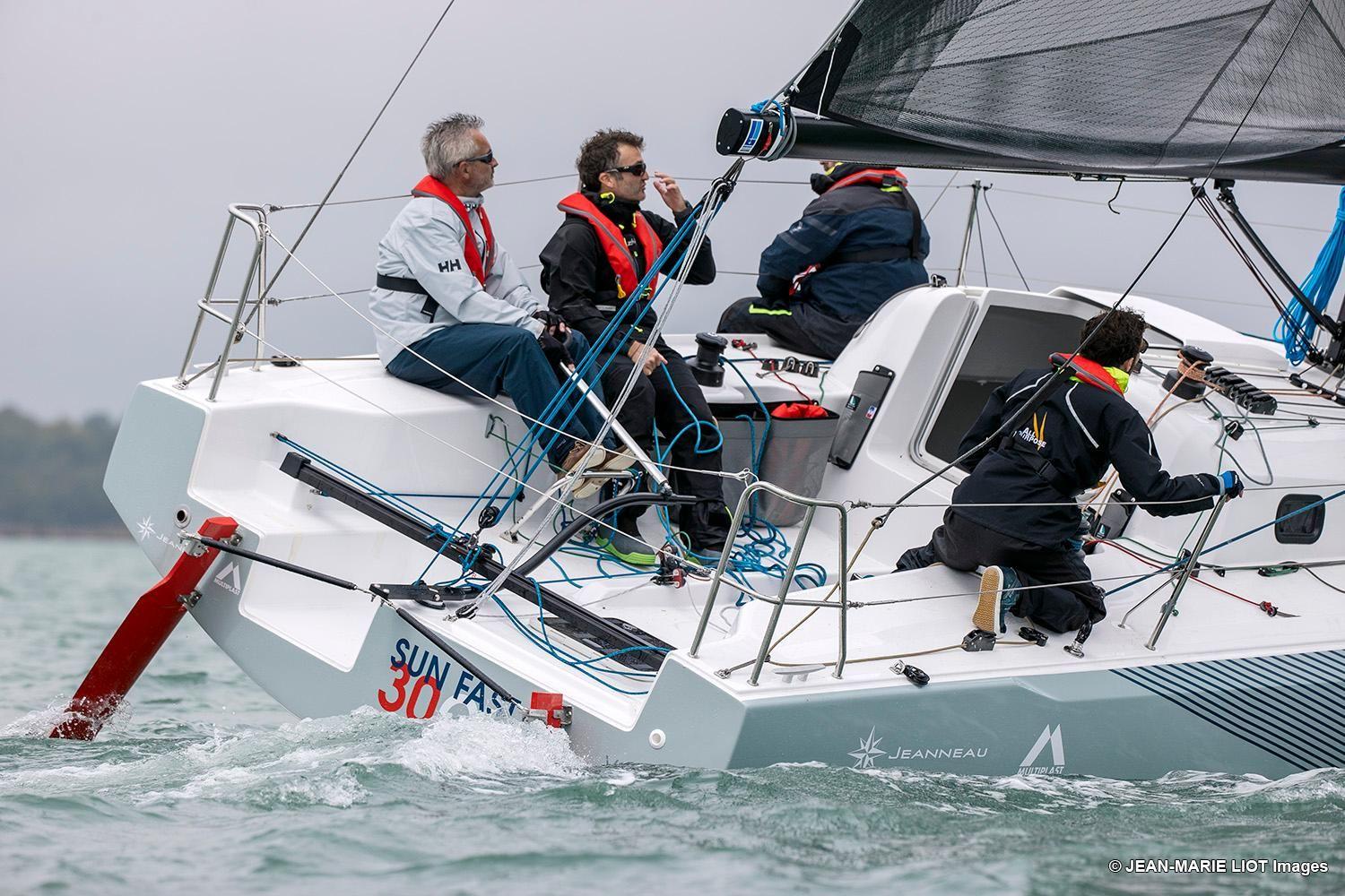 Jeanneau Sun Fast 30 One Design For Sale