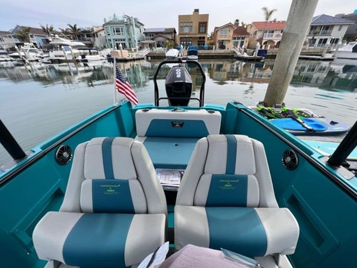 2021 Axopar x Jobe The Revolve XXII te koop in San Diego, California Center Console 5