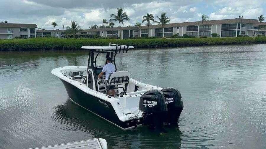 2023 Tidewater Boats 256 CC Adventure