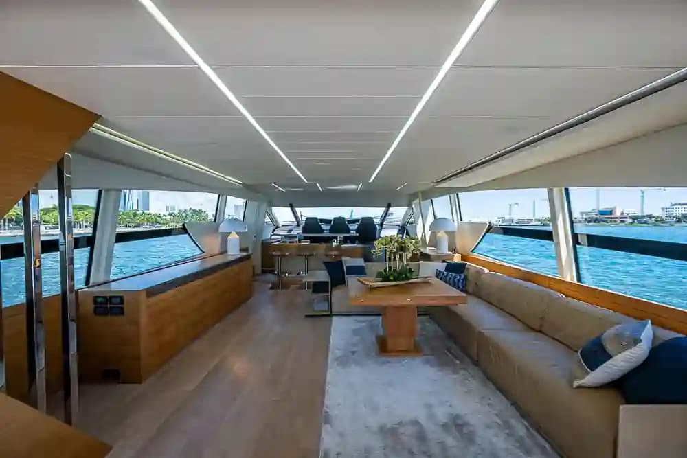 2013 Pershing 92' for Sale in Miami, Florida Flybridge 2