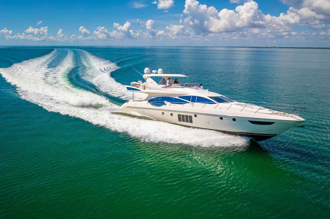 Yacht