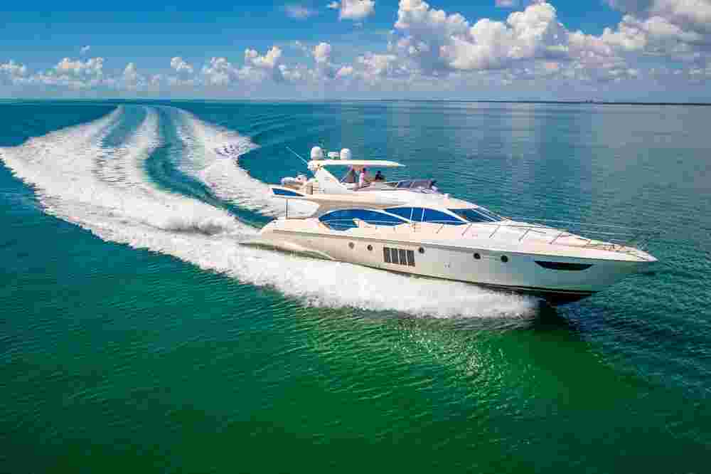 2012 Azimut 70