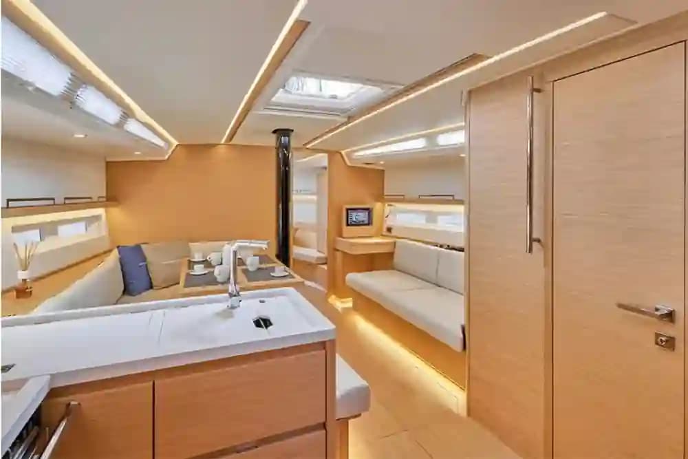 2025 Grand Soleil Yachts GS 44 for Sale in Ibiza, ES Sloop 5