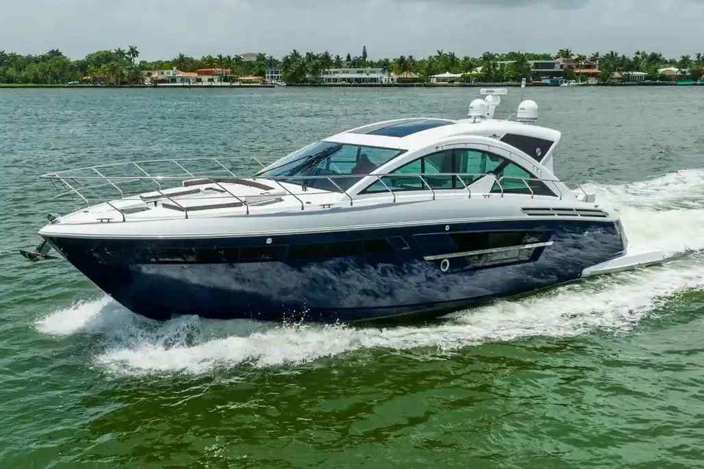 Yacht