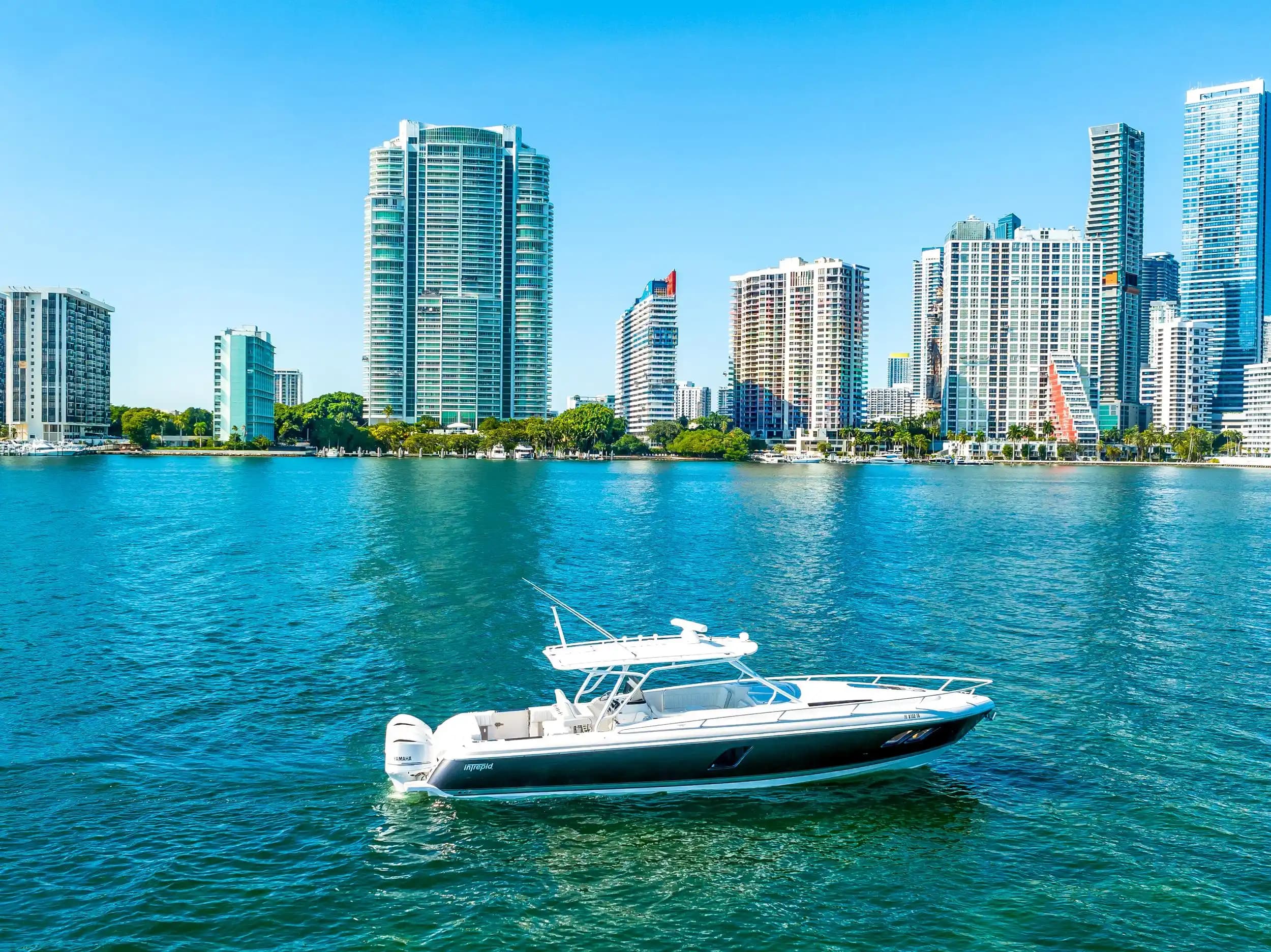 Intrepid Powerboats 400 Cuddy for Sale