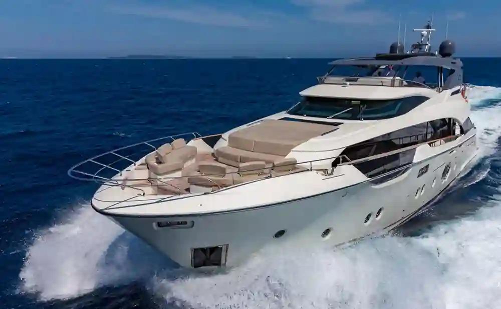 Monte Carlo Yachts MCY 96 te koop