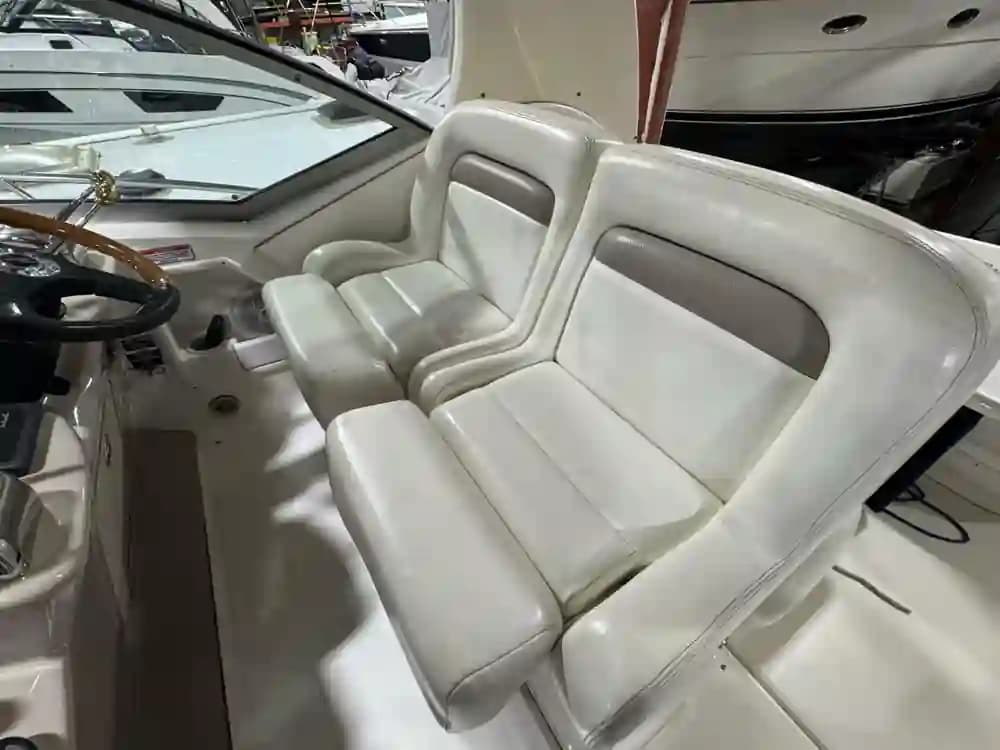 2004 Sea Ray Sundancer 320 te koop in Milwaukee, Wisconsin Express Cruiser 2