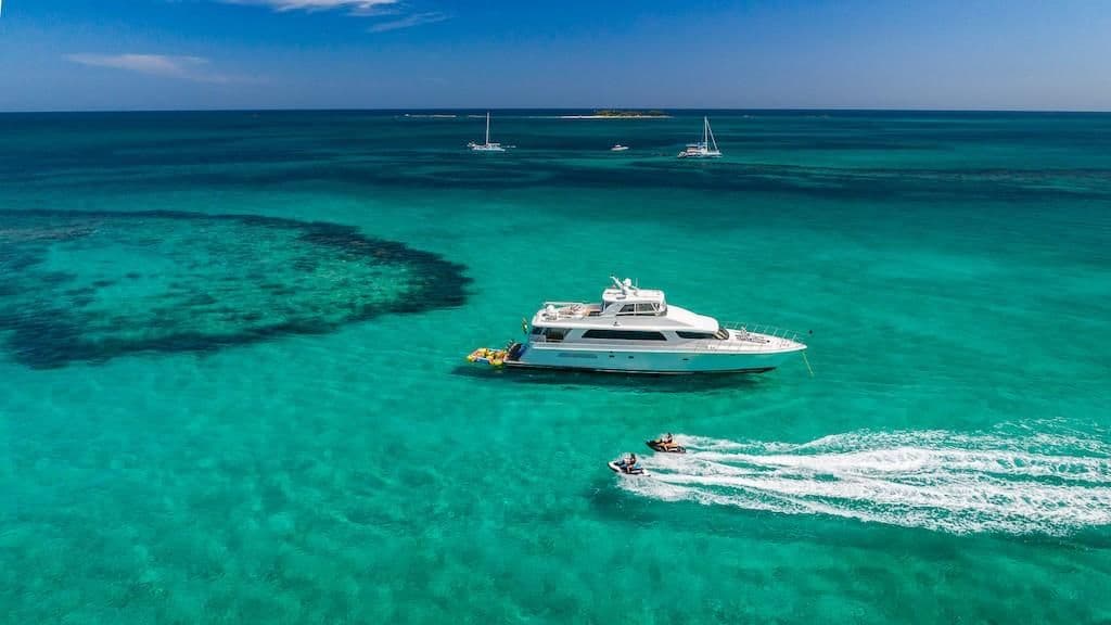 2007 Cheoy Lee Shipyards Bravo 88 for Sale in Fort Lauderdale, Florida Motor Yacht 3