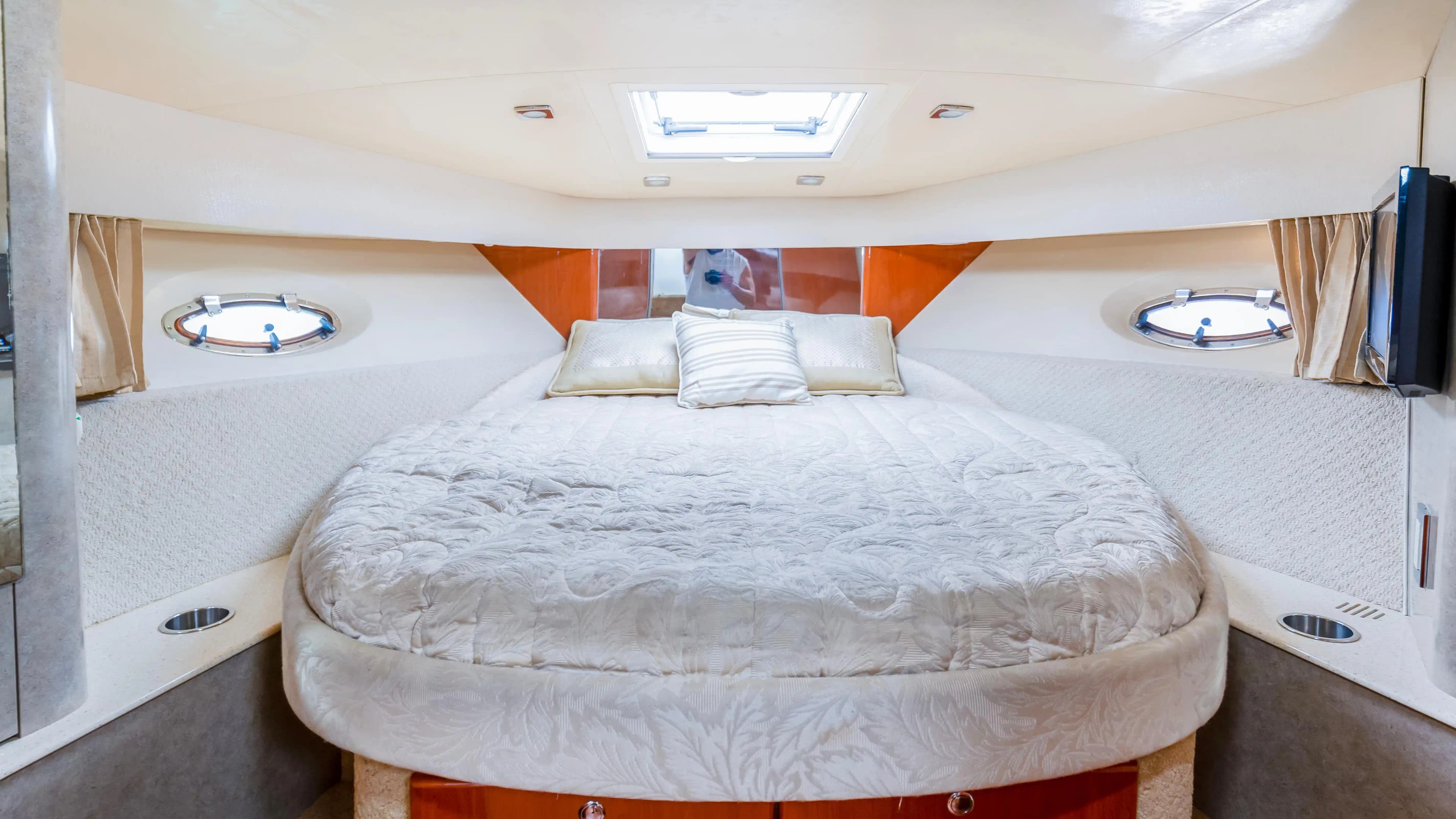 2009 Formula Boats 40 Perfomance Cruiser for Sale in Key Biscayne, Florida Cruiser 5