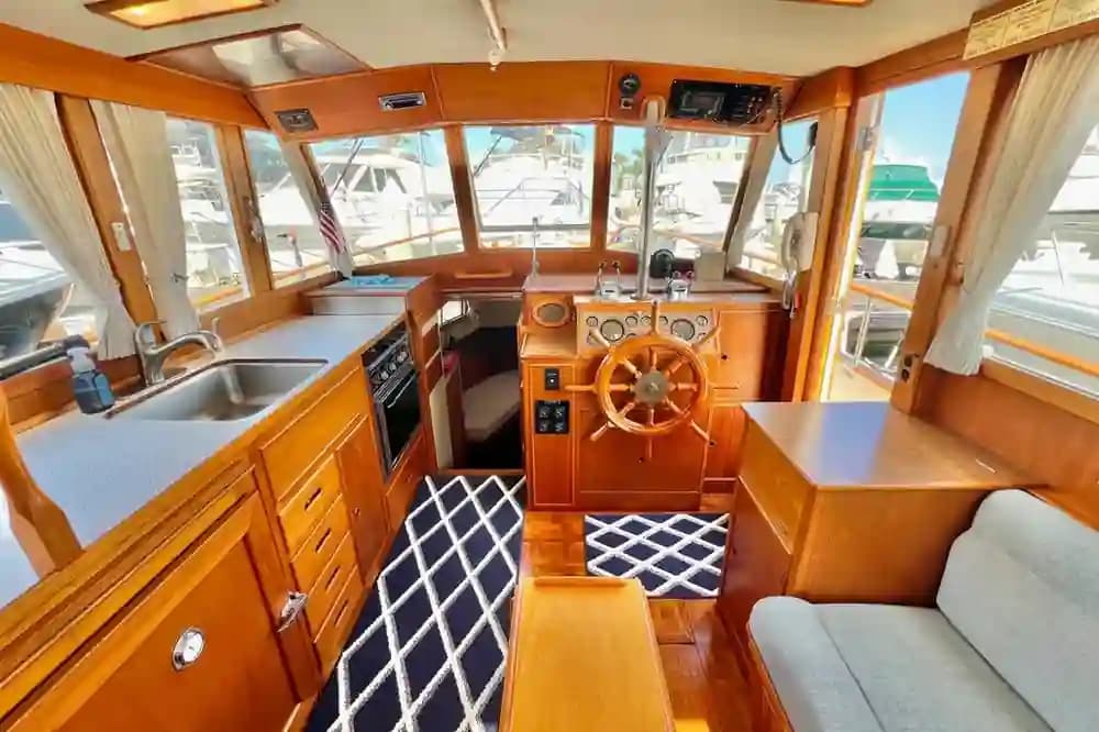 1988 Grand Banks Yachts 36 Classic zum Verkauf in Huntington Beach, California Trawler 2