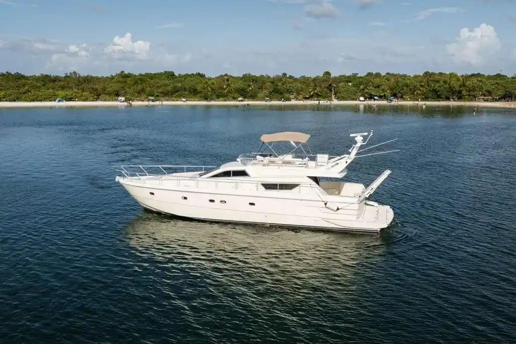 Ferretti Yachts 55 For Sale