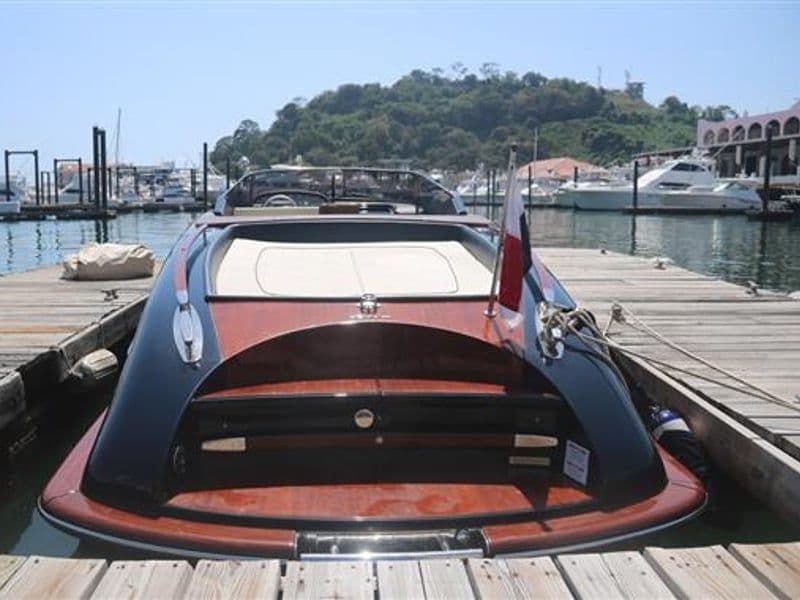 Riva Aquariva 33 for Sale