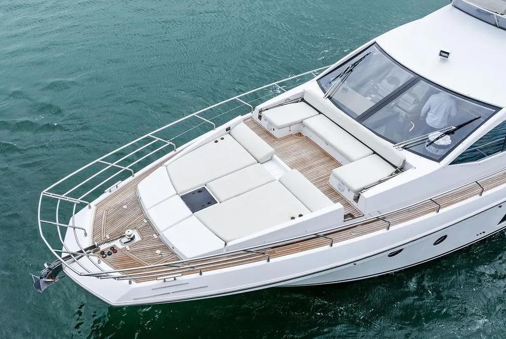 2016 Azimut 66
