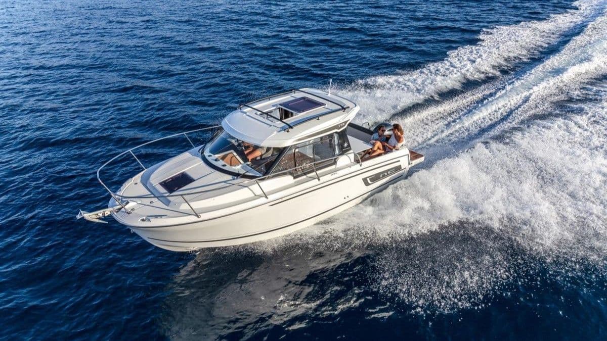 Jeanneau NC 795 S2 in vendita