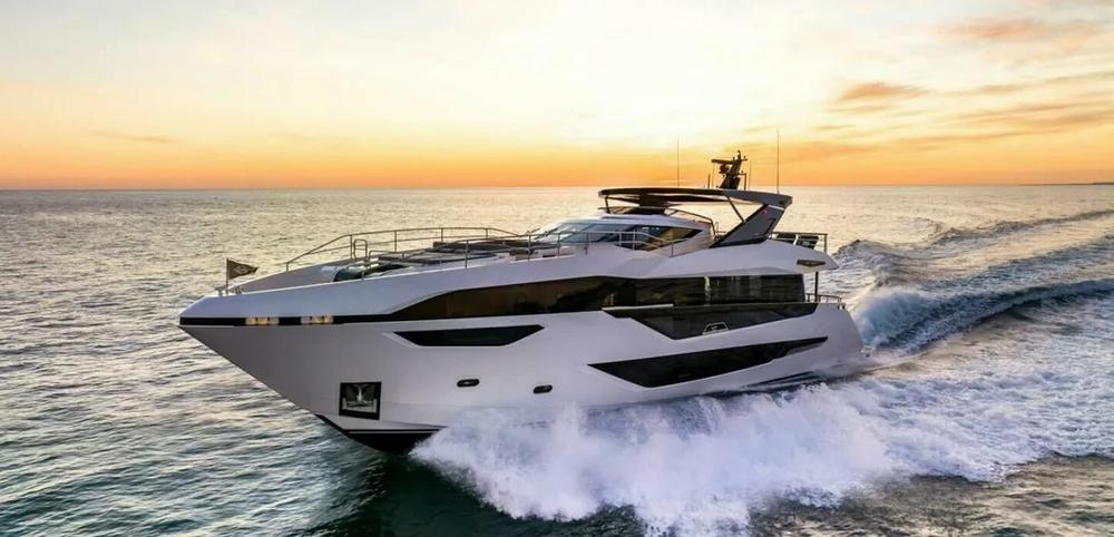 2026 Sunseeker 100 Yacht