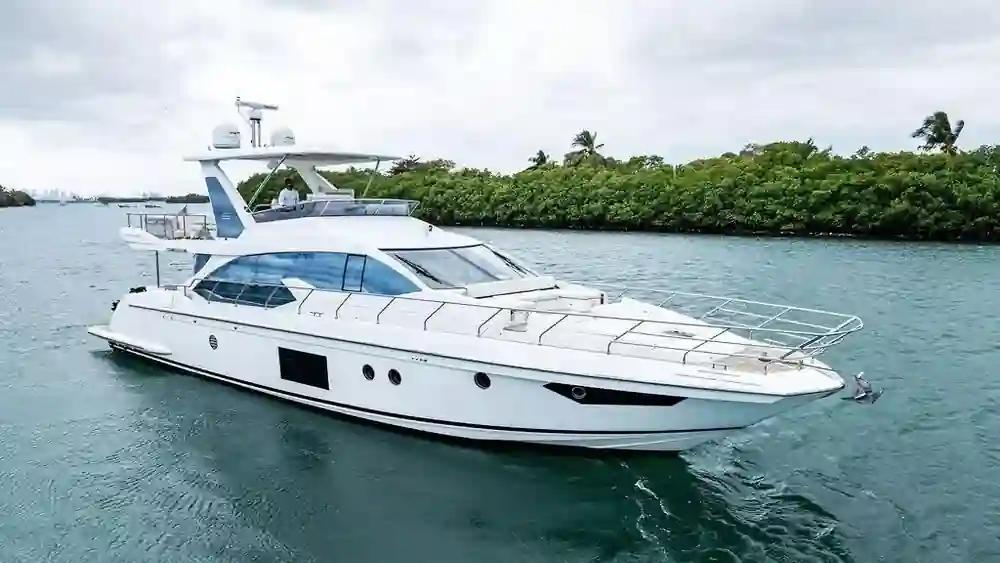 Azimut 66 te koop