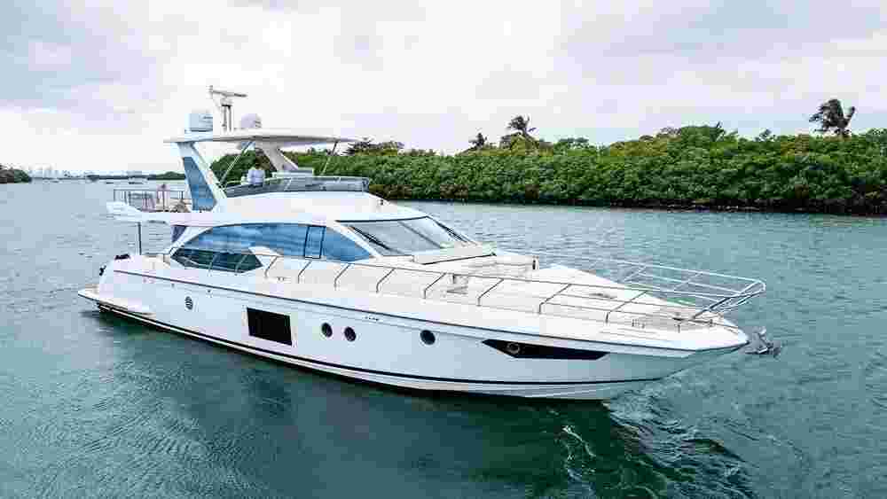 2016 Azimut 66