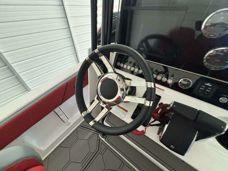 Concept 27' Open Deck zum Verkauf
