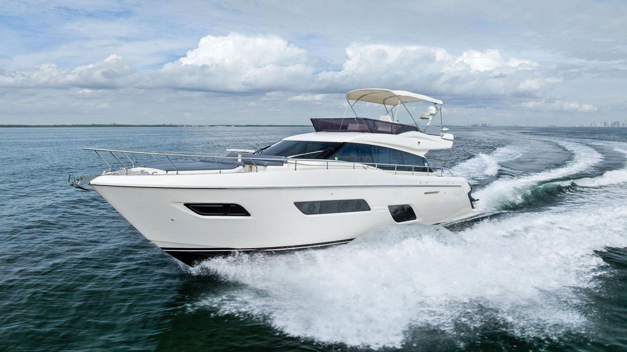 Ferretti Yachts 550 For Sale