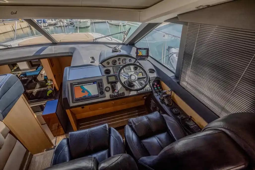 2012 Princess Yachts V52 for Sale in Gammarth, TN Cruiser 3