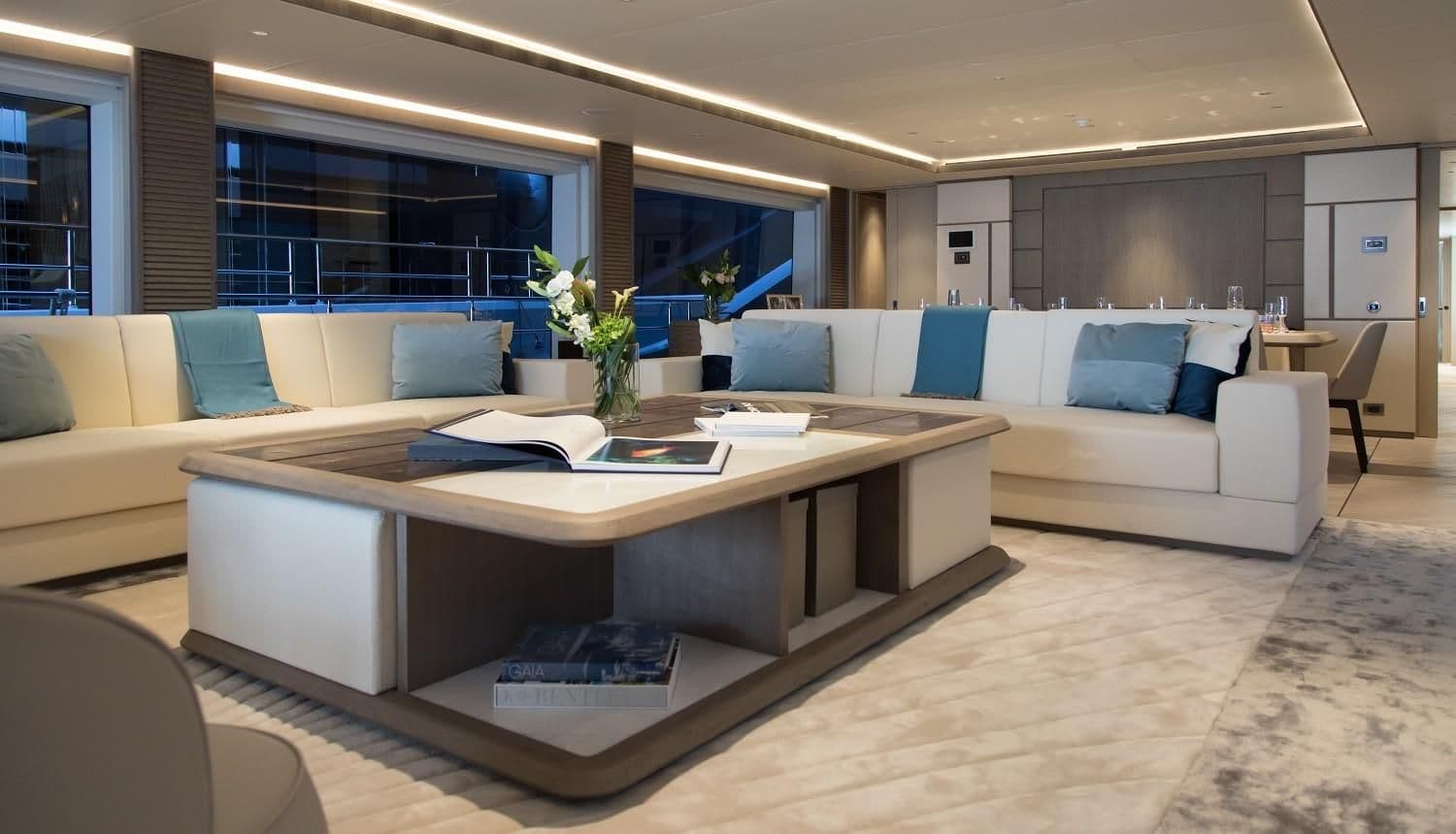 Majesty Yachts 140 for Sale