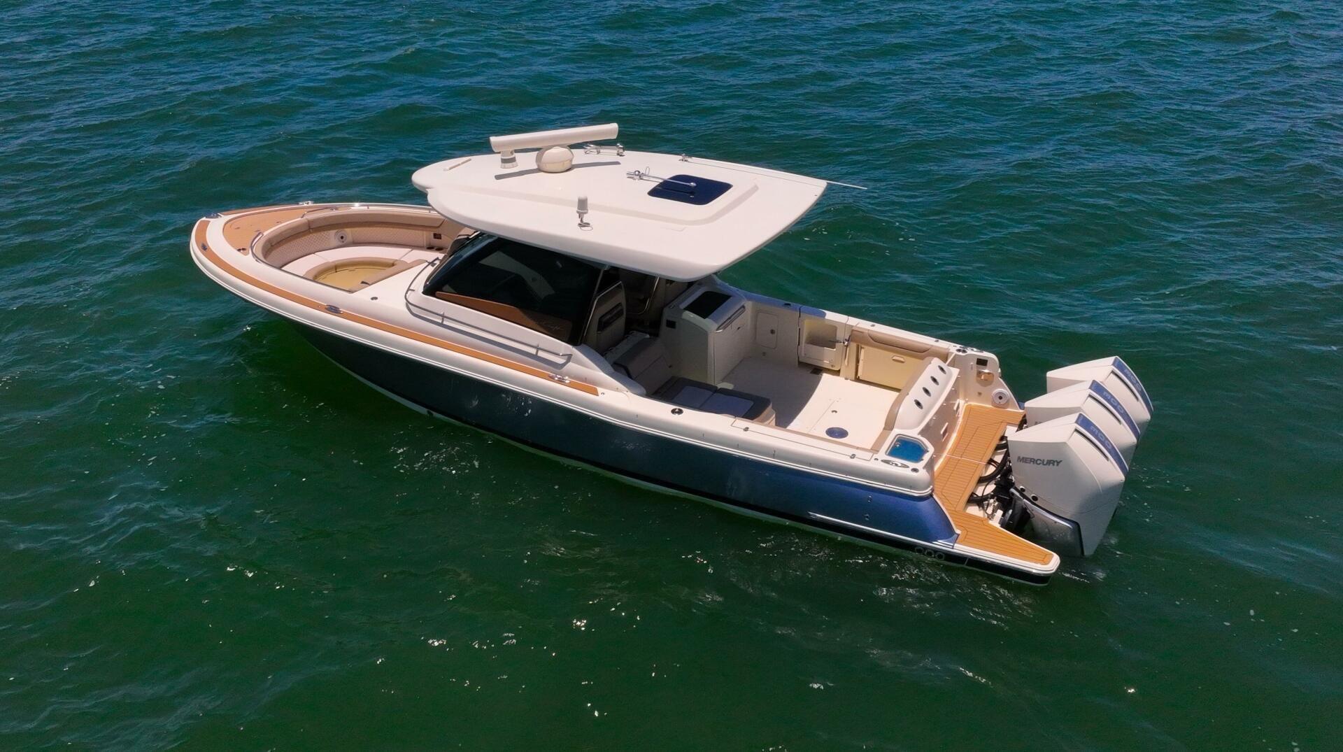 Chris-Craft Calypso 35 For Sale