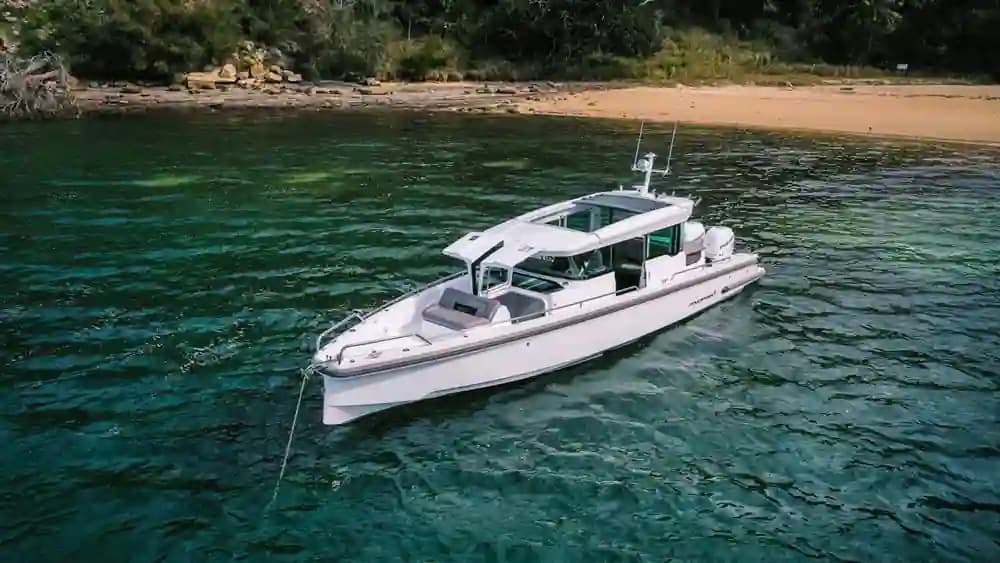 2025 Axopar 37 XC Cross Cabin Sold in San Diego, California Center Console 3