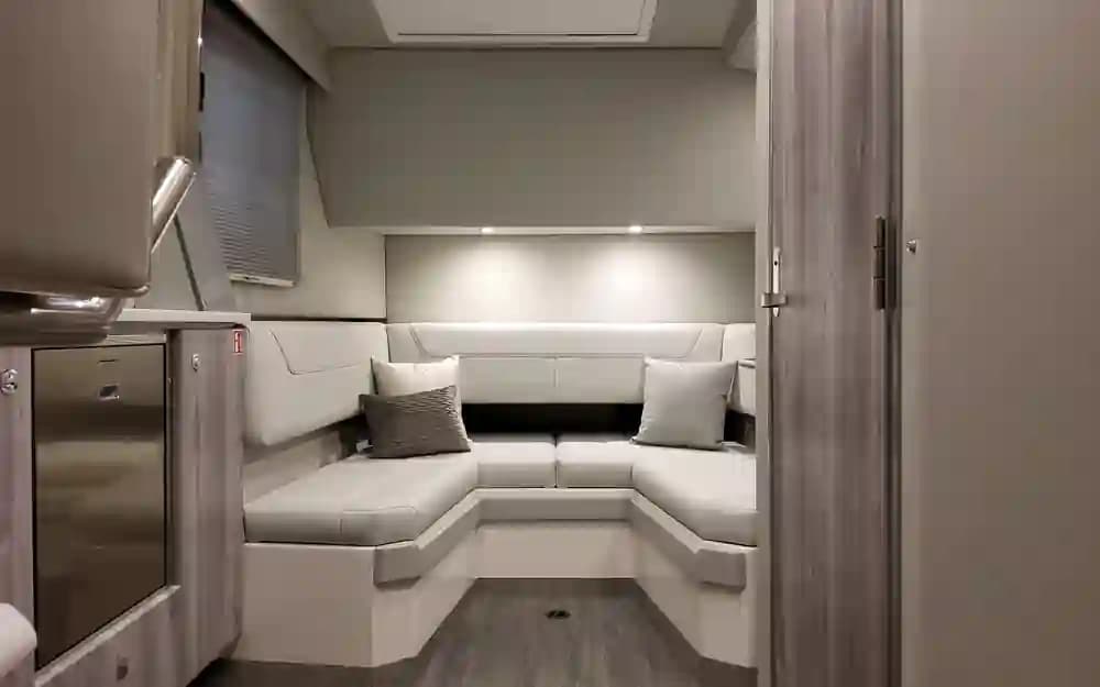 2026 Formula Boats 400 Super Sport Crossover for Sale in Miami Beach, Florida Sport Cruiser 3