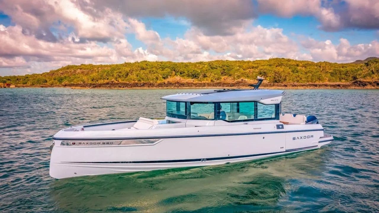 2023 Saxdor 320 GTC for Sale in Geneva, CH Pilothouse