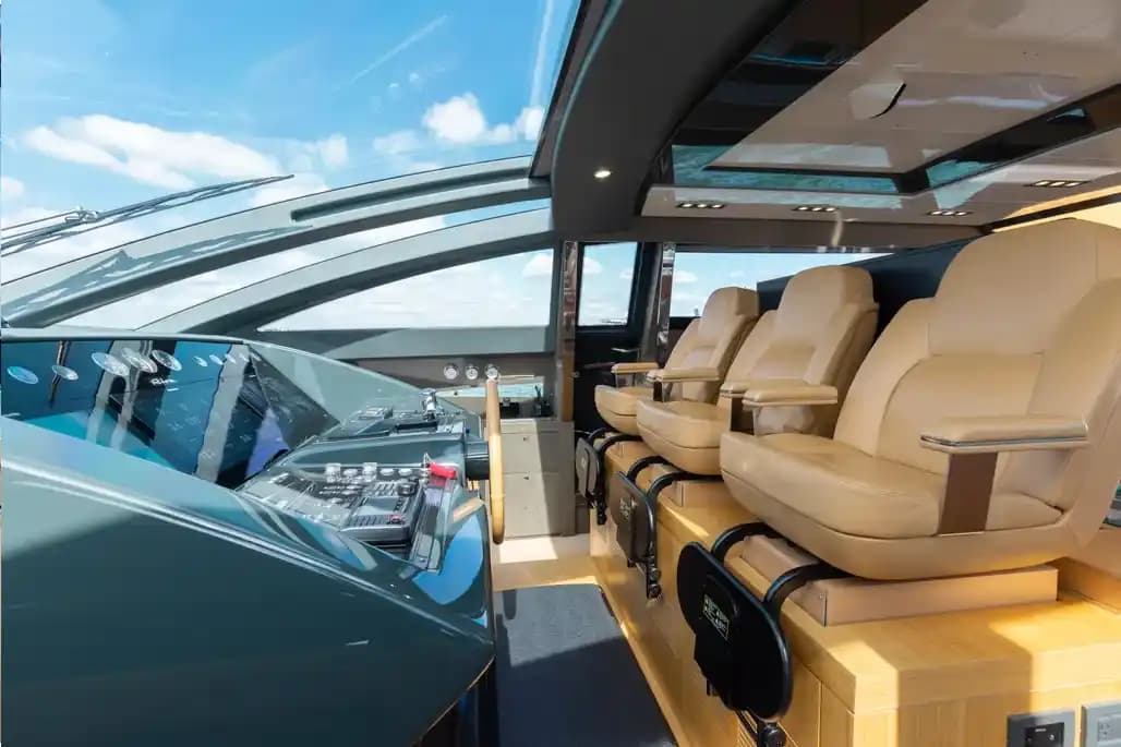 2014 Riva 86' Domino for Sale in Hollywood, Florida Sport Cruiser 3