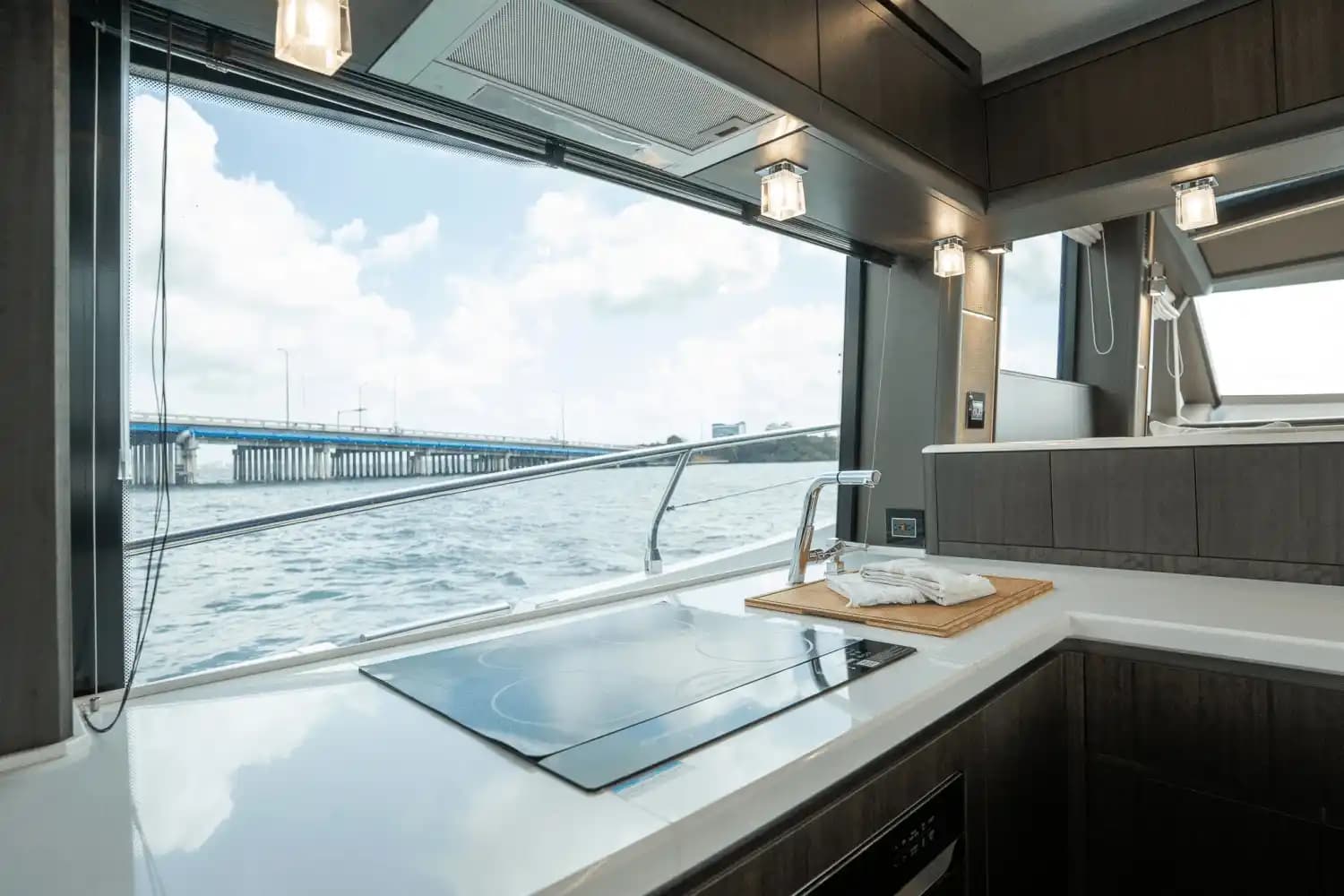 2025 Galeon Yachts 680 Fly for Sale in Fort Myers, Florida Flybridge 5