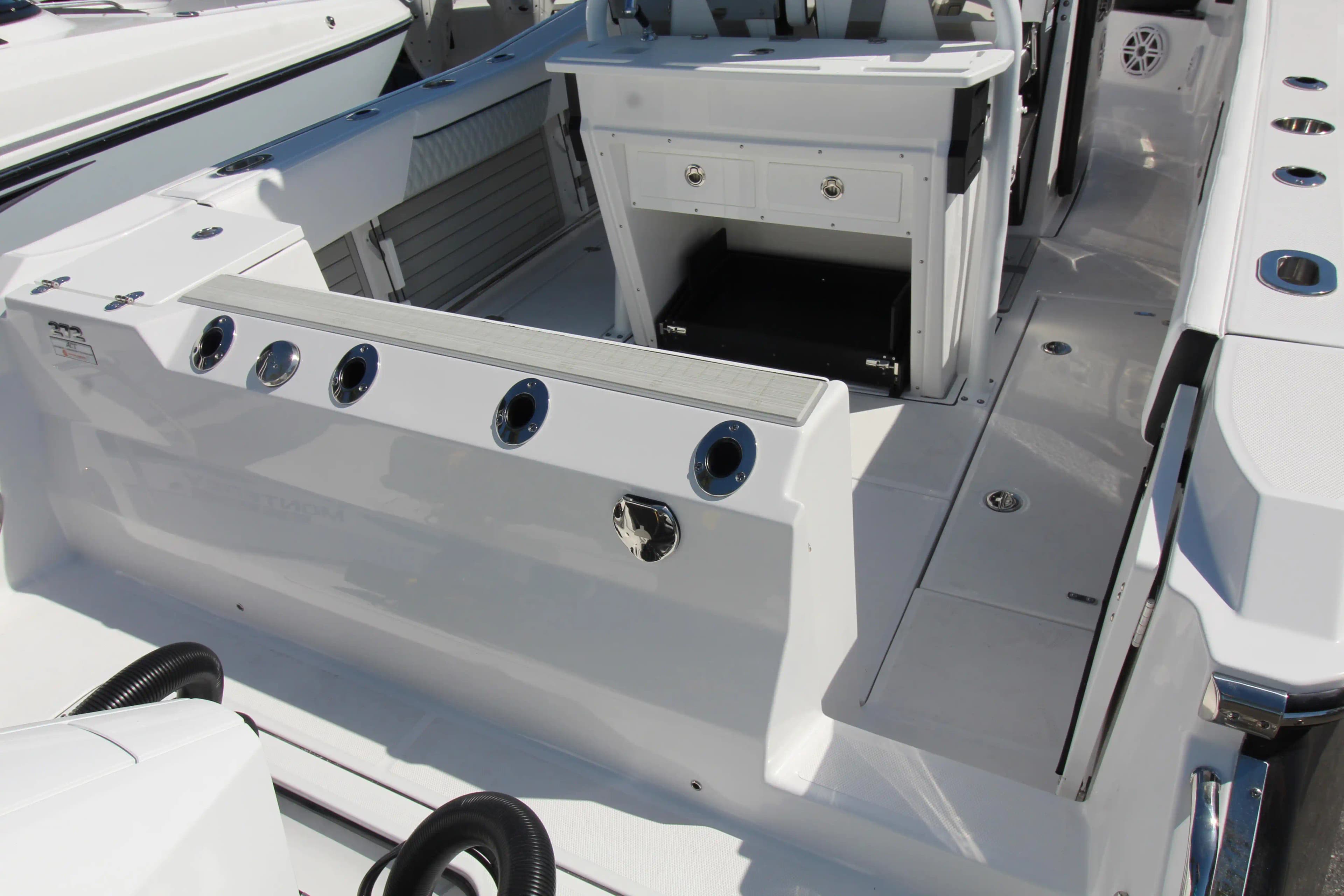 2024 Blackfin Boats 272CC for Sale in Bonita Springs, Florida Center Console 3