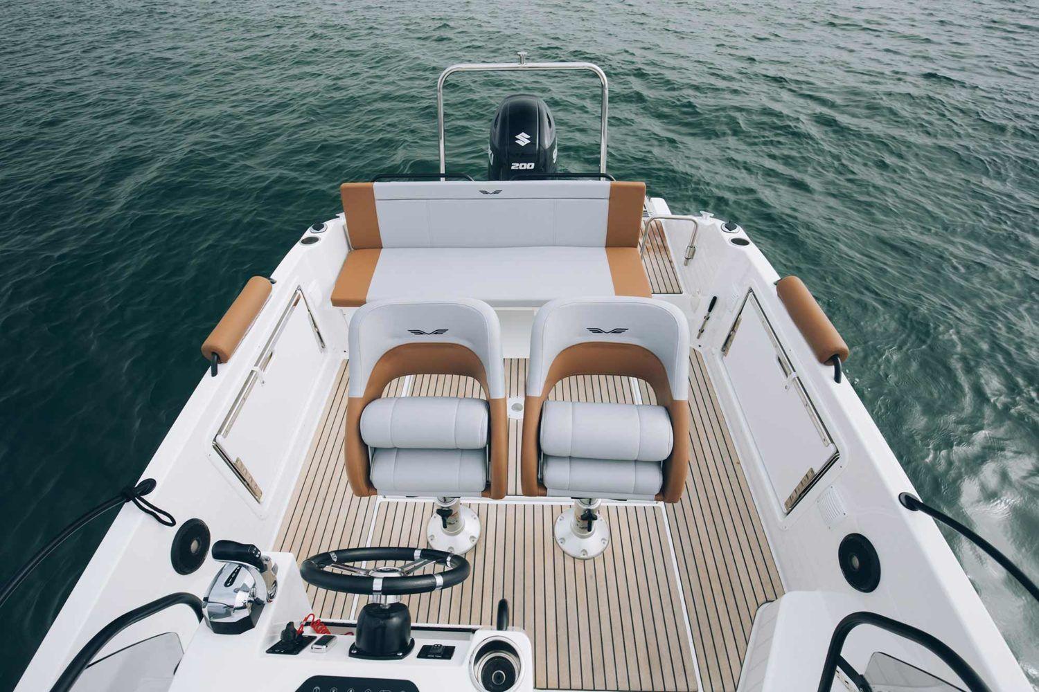 Beneteau Flyer 7 SUNdeck For Sale