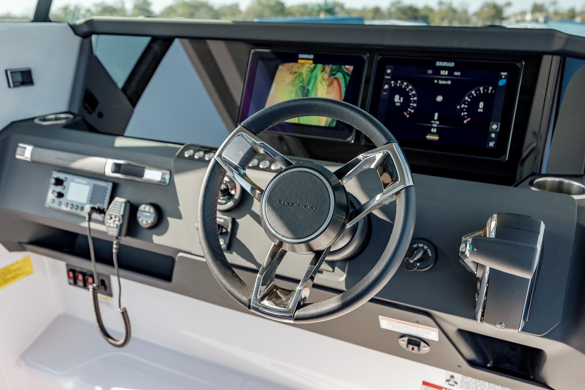 2024 Axopar 29 XC Cross Cabin Sold in San Diego, California Walk-around Boats 4