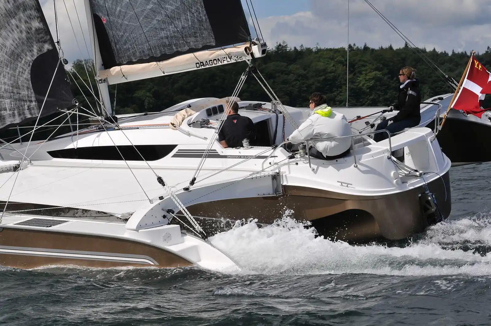 Dragonfly Trimarans 32 te koop
