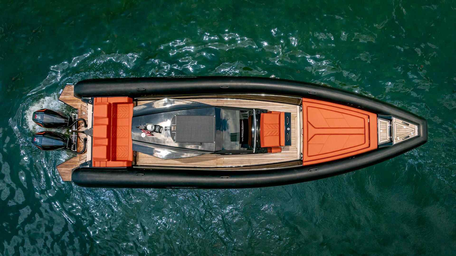 Yacht