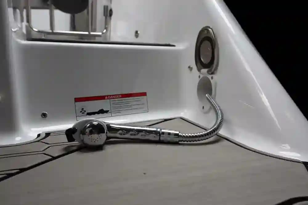 2026 Four Winns HD8 OB zum Verkauf in Fort Lauderdale, Florida Bowrider 5