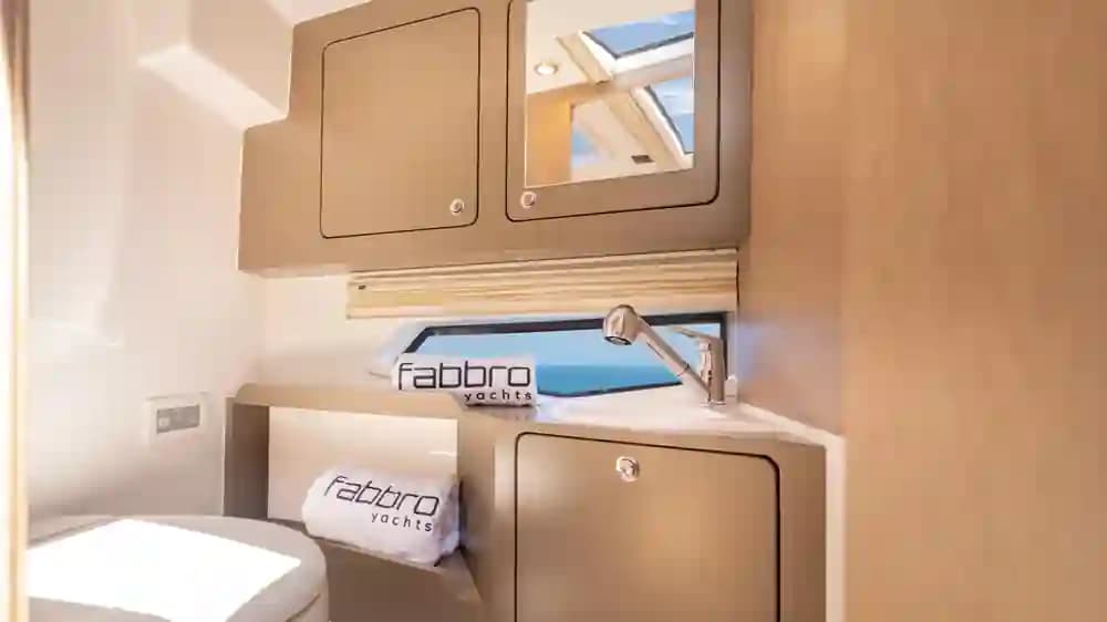 Fabbro Yachts F33R Coupe for Sale